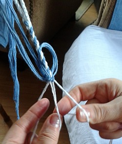 Instructions for tying Karaite styled sisith